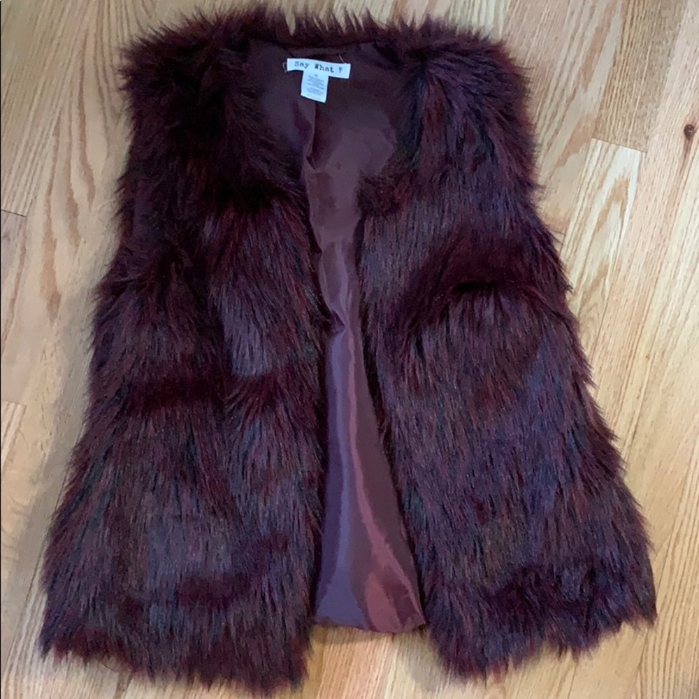 Faux fur Burgundy Vest